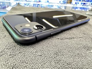 iPhone 11 128g มือสอง สีดำ เชียงราย